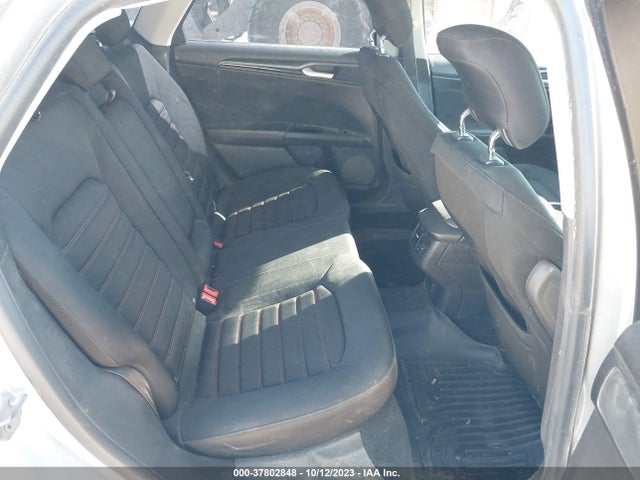 2013 FORD FUSION SE VIN: 3FA6P0HR7DR360628