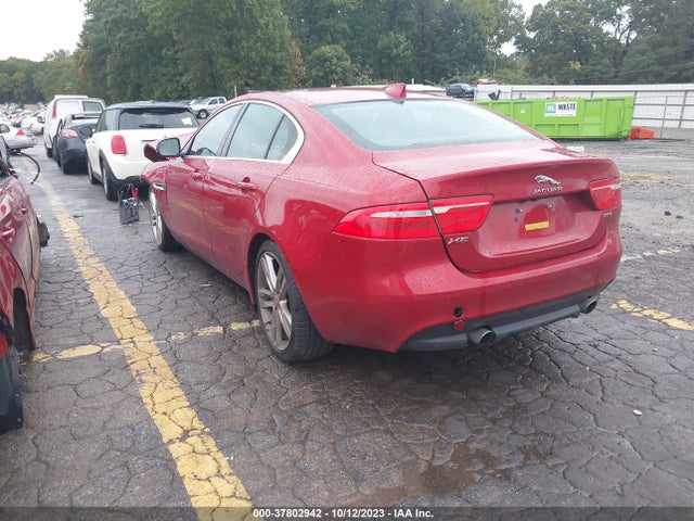 2017 JAGUAR XE SAJAE4BV7HA958663 Photo 2