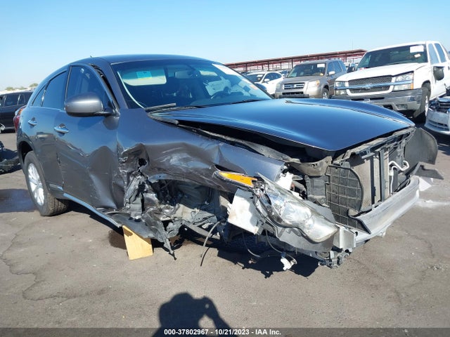JN8CS1MW8FM482802 Infiniti QX70