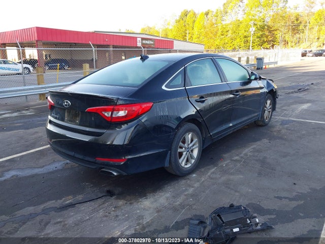 Hyundai SONATA SE 2016 5NPE24AF2GH407356 Image 4