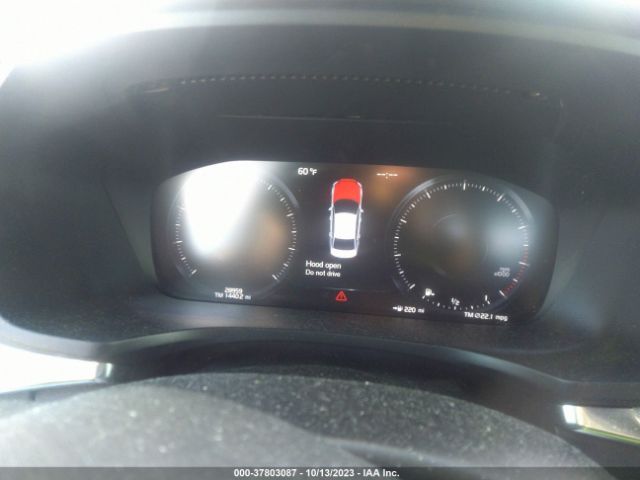7JRA22TM2KG005138 Volvo S60 R-design