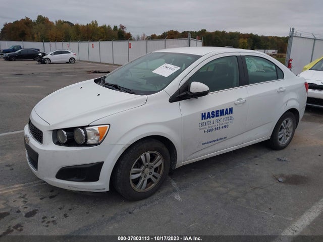 Chevrolet Sonic Lt Auto 2015 1G1JC5SH1F4131217 Image 2