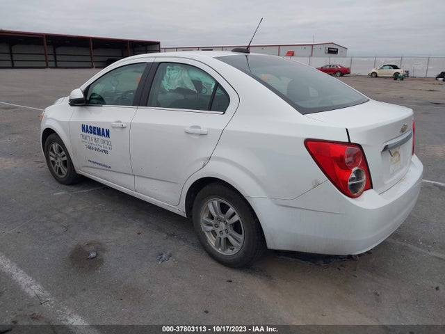 Chevrolet Sonic Lt Auto 2015 1G1JC5SH1F4131217 Image 3