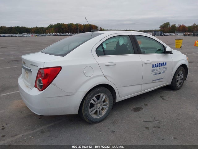 Chevrolet Sonic Lt Auto 2015 1G1JC5SH1F4131217 Image 4