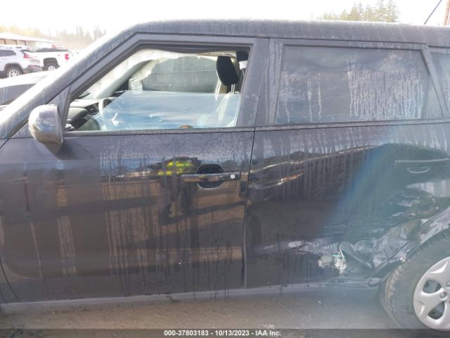 KNDJN2A27E7072846 KIA Soul Base