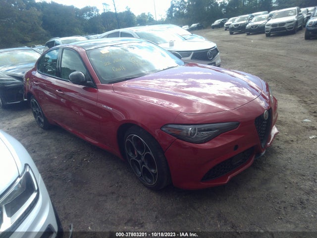 2022 Alfa Romeo Giulia, VIN: ZARFANBN0N7664512