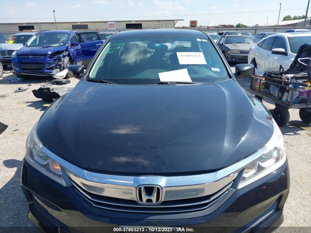 Honda ACCORD LX 2017 1HGCR2F39HA005849 Image 12