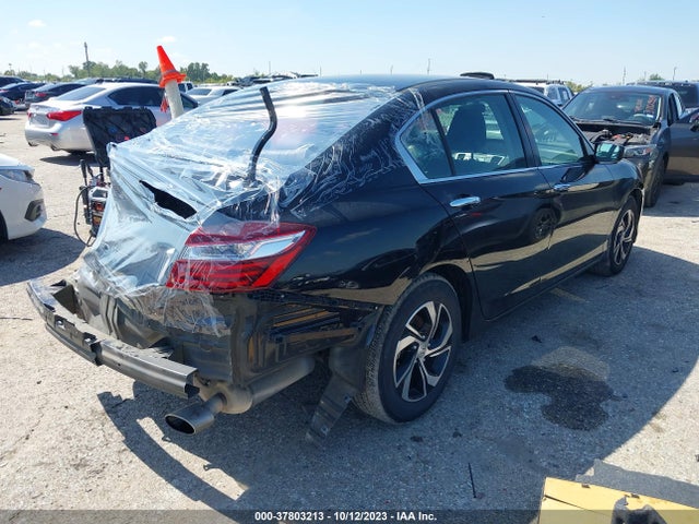 Honda ACCORD LX 2017 1HGCR2F39HA005849 Image 4