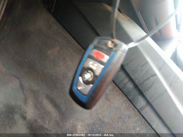 BMW 328i Xdrive 2016 WBA8E3G59GNU02651 Image 11
