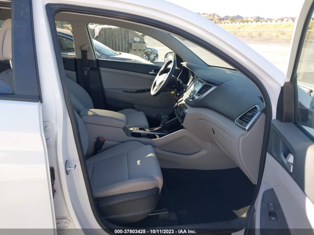 Hyundai TUCSON SE 2018 KM8J23A45JU787826 Image 5