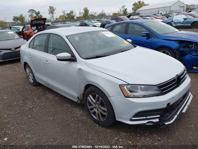 3VW2B7AJ4HM357285 auction archive image