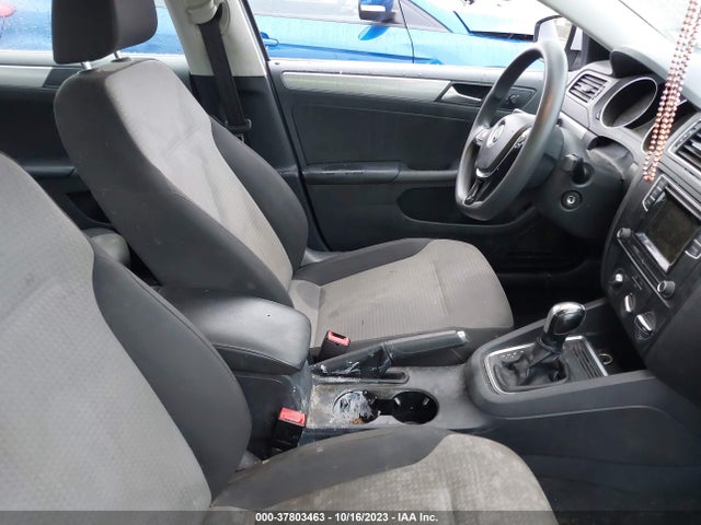3VW2B7AJ4HM357285 Volkswagen Jetta 1.4t S