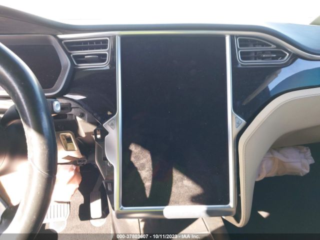 5YJXCBE21GF010902 Tesla Model X 70d/90d/75d/60d/p100d