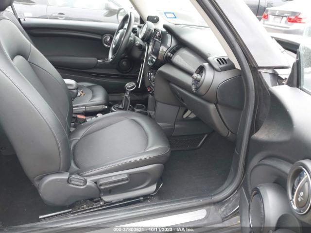 2017 MINI HARDTOP WMWXP5C56H2D16386 Photo 4