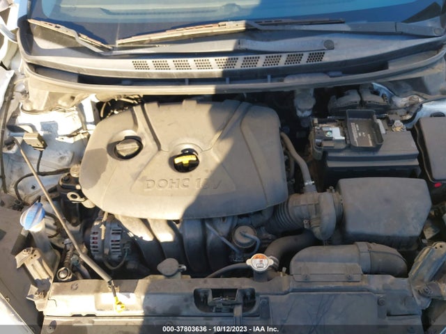 Hyundai ELANTRA SE 2016 5NPDH4AE2GH717069 Image 10