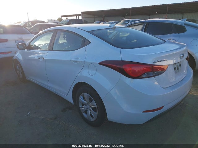 Hyundai ELANTRA SE 2016 5NPDH4AE2GH717069 Image 3