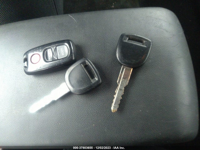 2006 MAZDA MAZDA3 VIN: JM1BK32F361458320