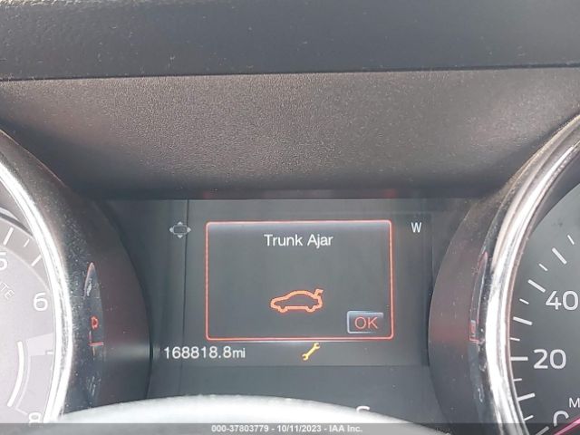 1FA6P8AM2F5388761 Ford Mustang V6