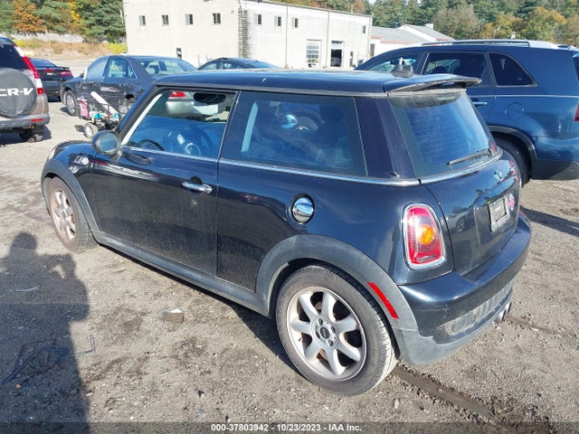 2008 MINI COOPER HARDTOP WMWMF73568TT93073 Photo 2