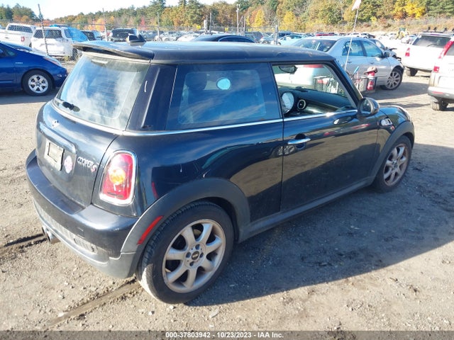 2008 MINI COOPER HARDTOP WMWMF73568TT93073 Photo 3