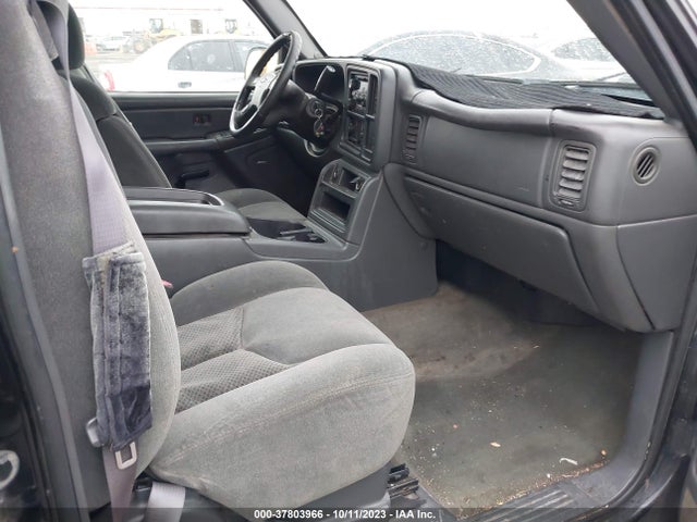 2004 CHEVROLET SILVERADO 1500 LS VIN: 2GCEC19T641206482