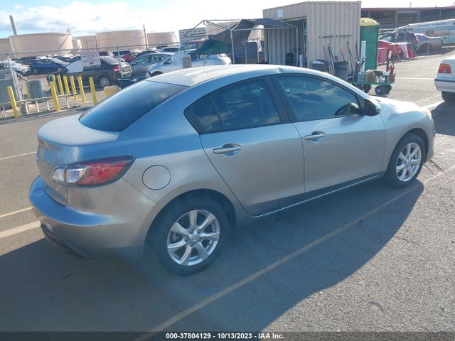 2010 MAZDA MAZDA3 I TOURING VIN: JM1BL1SF5A1105166