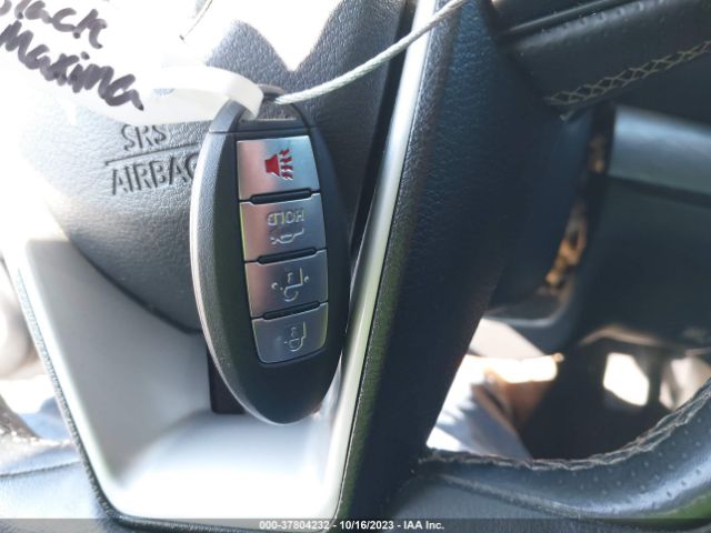 1N4AA6AP1HC424271 Nissan MAXIMA SL