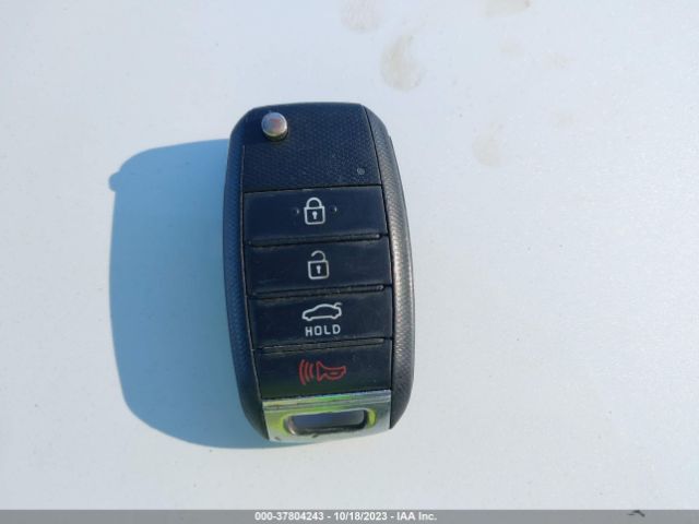 5XXGT4L36GG069660 KIA Optima Lx