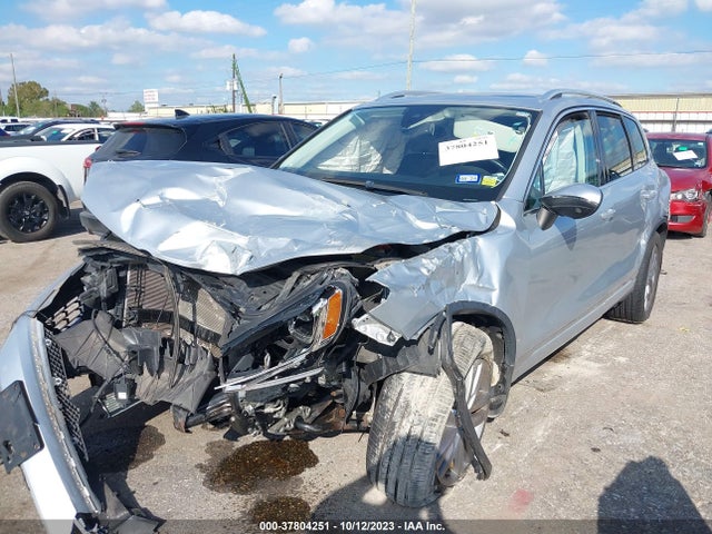 WVGEF9BP6GD008749 Volkswagen Touareg Lux