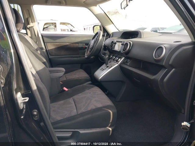 Scion XB 2014 JTLZE4FEXEJ050963 Image 5
