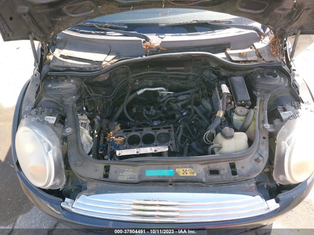 2008 MINI COOPER CLUBMAN WMWML33518TN67746 Photo 9