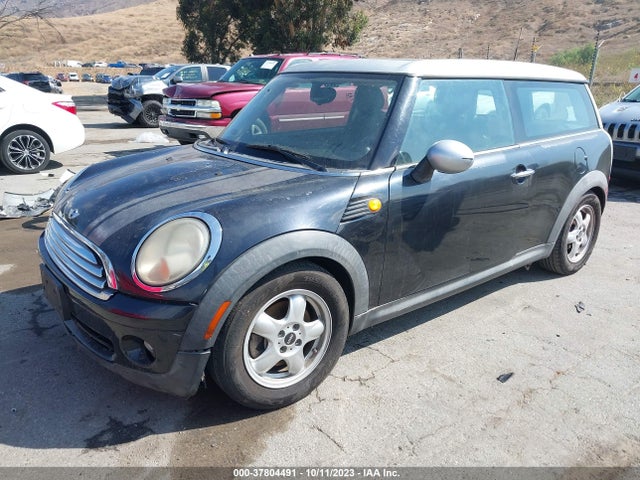 2008 MINI COOPER CLUBMAN WMWML33518TN67746 Photo 1
