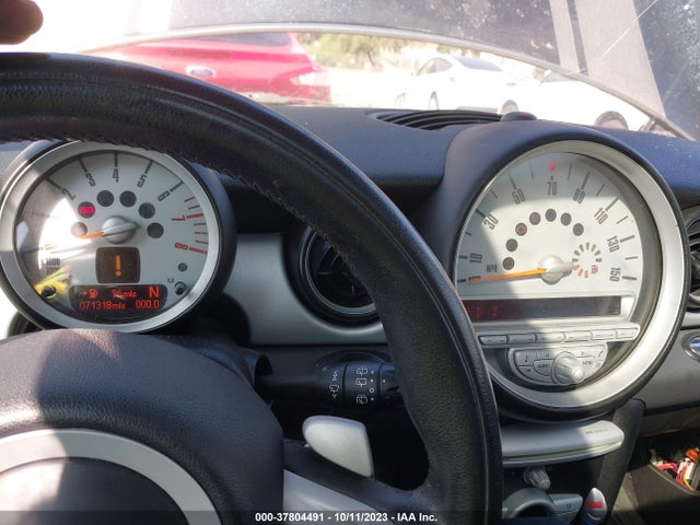 2008 MINI COOPER CLUBMAN WMWML33518TN67746 Photo 6