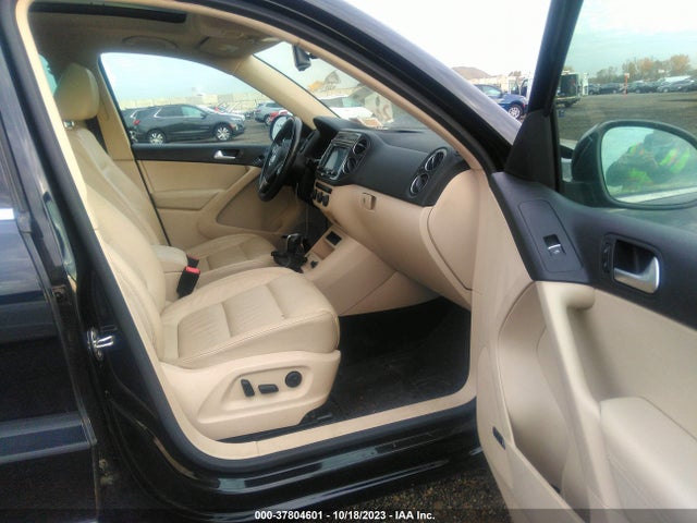 WVGWV7AX0HW503998 Volkswagen Tiguan Sel