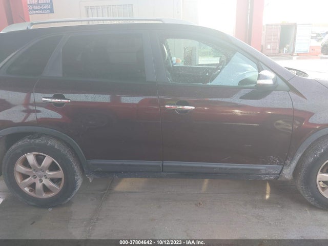 2012 KIA SORENTO LX VIN: 5XYKT3A65CG222049