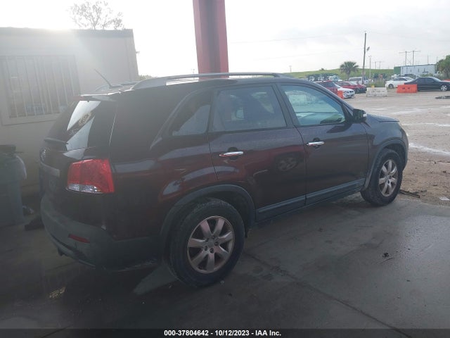 2012 KIA SORENTO LX VIN: 5XYKT3A65CG222049
