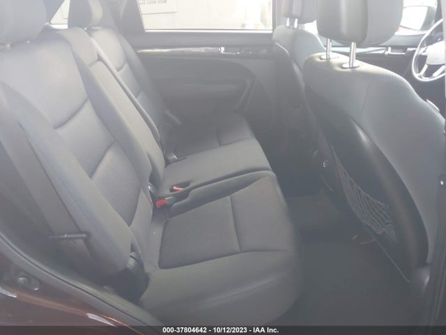 2012 KIA SORENTO LX VIN: 5XYKT3A65CG222049