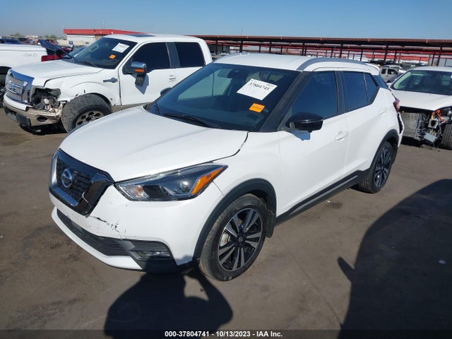 Nissan KICKS SR 2020 3N1CP5DV5LL504694 Image 2
