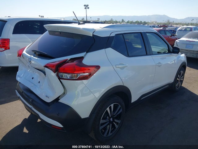 Nissan KICKS SR 2020 3N1CP5DV5LL504694 Image 4