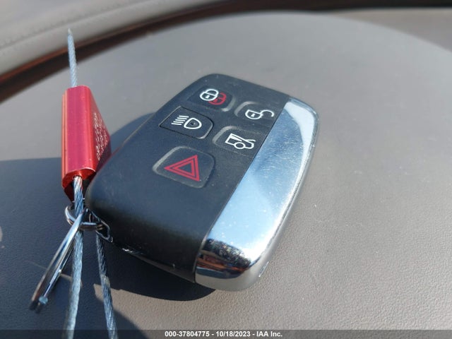 2013 JAGUAR XJ SAJWJ2GD0D8V49069 Photo 10