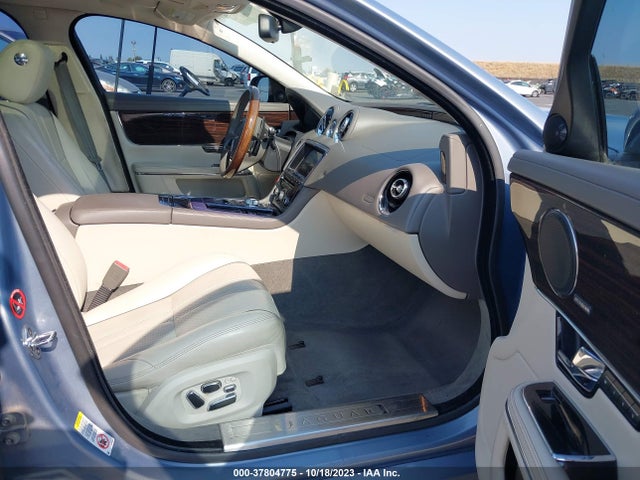 2013 JAGUAR XJ SAJWJ2GD0D8V49069 Photo 4