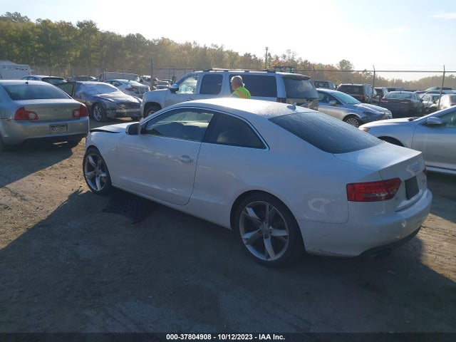 2012 AUDI A5 2.0T PREMIUM VIN: WAULFAFRXCA023076