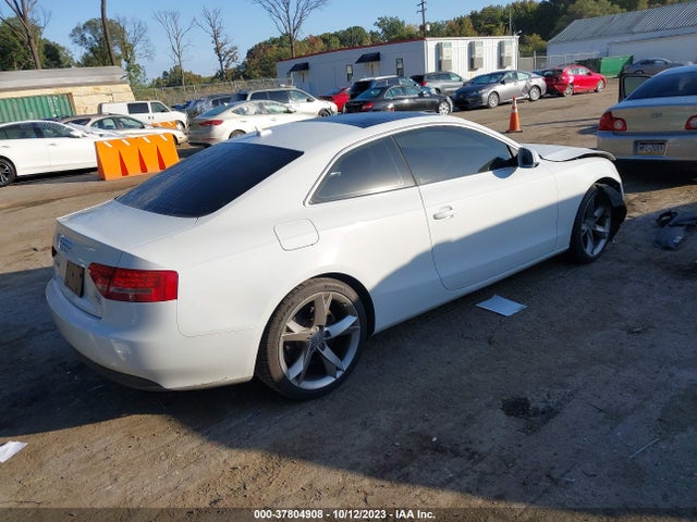 2012 AUDI A5 2.0T PREMIUM VIN: WAULFAFRXCA023076