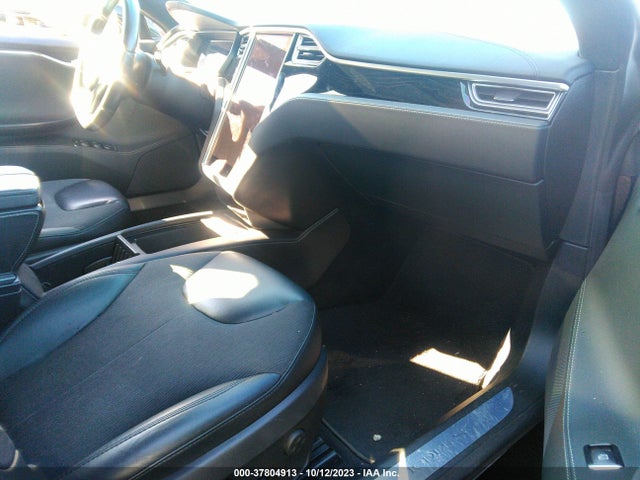 5YJSA1E11GF176239 Tesla Model S 70 Kwh
