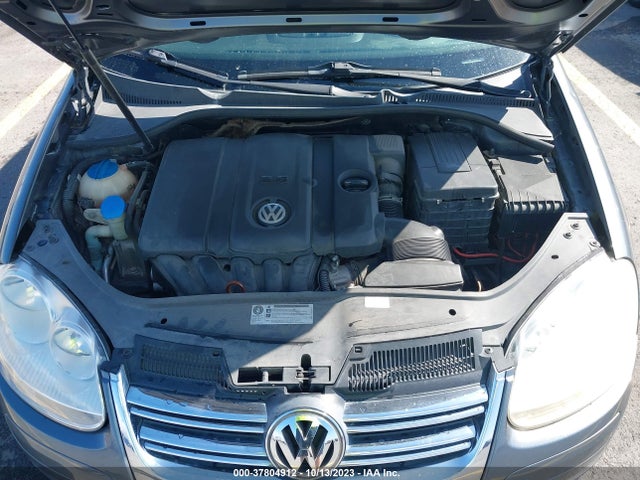 2010 VOLKSWAGEN JETTA SEDAN S VIN: 3VWJZ7AJ4AM004140