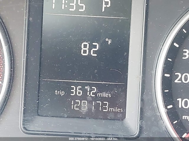 2010 VOLKSWAGEN JETTA SEDAN S VIN: 3VWJZ7AJ4AM004140