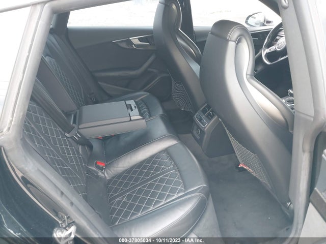 WAUB4CF58JA017218 Audi S5 Sportback Premium Plus