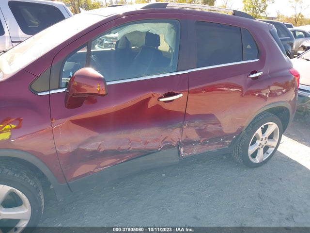 Chevrolet TRAX LTZ 2016 3GNCJRSB3GL222422 Image 6