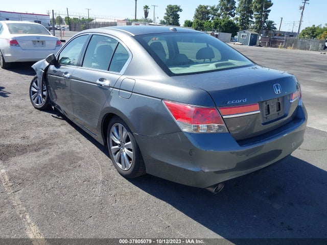 2011 HONDA ACCORD SDN EX-L VIN: 1HGCP3F80BA006841