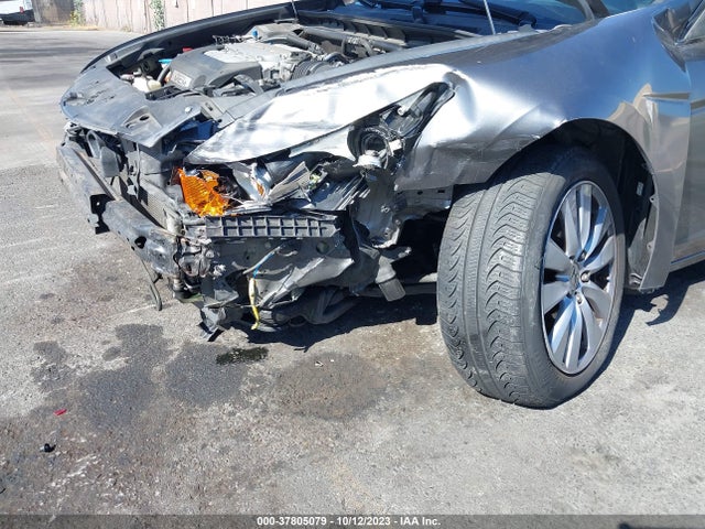 2011 HONDA ACCORD SDN EX-L VIN: 1HGCP3F80BA006841